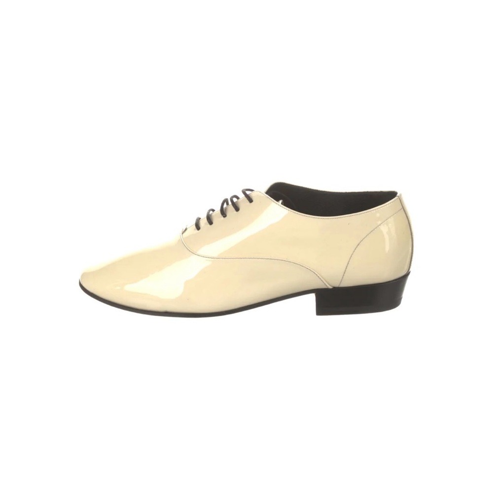 BRAND NEW NEVER BEEN WORN! SAINT LAURENT
patent leather Oxford shoes
44EU